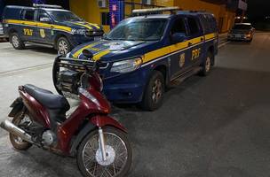 Mesmo se recusando a fazer o teste do bafômetro, motociclista embriagado é preso pela PRF (Foto: -)