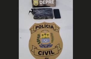 Polícia aborda ônibus interestadual e apreende 1kg de cocaína; passageiro é preso (Foto: -)