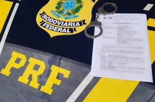 Foragido da justiça é preso pela Polícia Rodoviária Federal na BR-343, em Teresina (Foto: -)