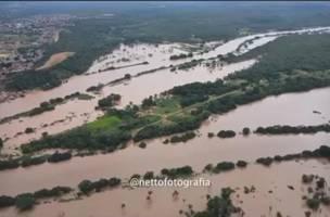 Depois de fortes chuvas, rodovia cede e comunidades ficam isoladas em Uruçuí (Foto: -)