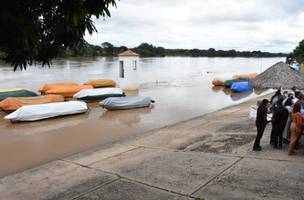 Rio Parnaíba atinge nível de alerta nas cidades de Floriano e Luzilândia (Foto: -)