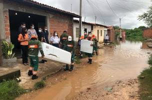 Sobe para 618 o número de famílias desabrigadas por conta das chuvas em Teresina (Foto: -)