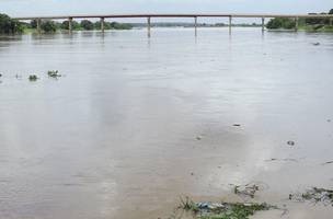 Rios Marataoan e Longá ultrapassam o nível de inundação em Barras e Esperantina (Foto: -)
