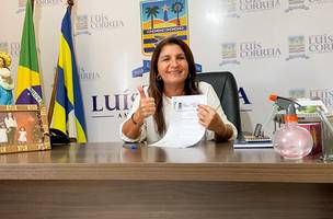 Prefeita de Luís Correia sanciona reajuste salarial de 33,24% para os professores (Foto: -)
