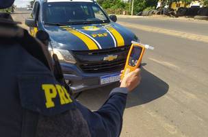 Polícia Rodoviária prende dois homens por embriaguez ao volante na BR-135 (Foto: -)