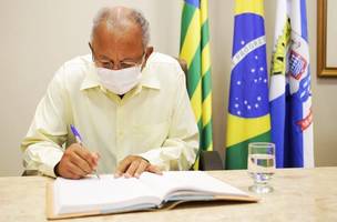 Dr. Pessoa nomeia aprovados em concurso da Semam de 2017 (Foto: -)