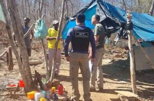 Mais de 30 trabalhadores são resgatados de situação análoga à escravidão no Piauí (Foto: -)