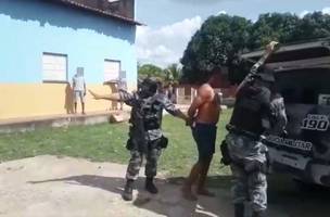 Homem vai a júri popular por matar esposa a golpes de faca na frente da filha (Foto: -)