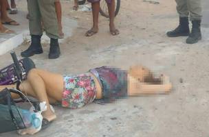 Mulher é brutalmente assassinada ao sair de uma padaria em Luís Correia (Foto: -)